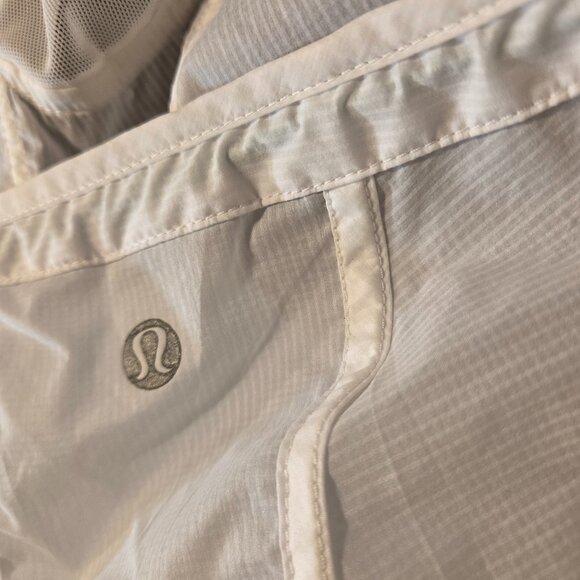 Lululemon light athletic jacket - Picture 3 of 14